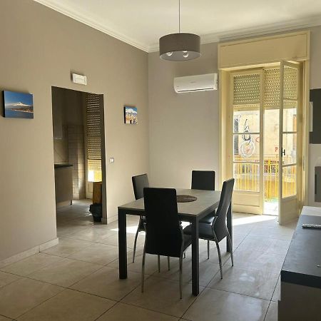 Dimora Sant'Agata Apartment คาตาเนีย ภายนอก รูปภาพ