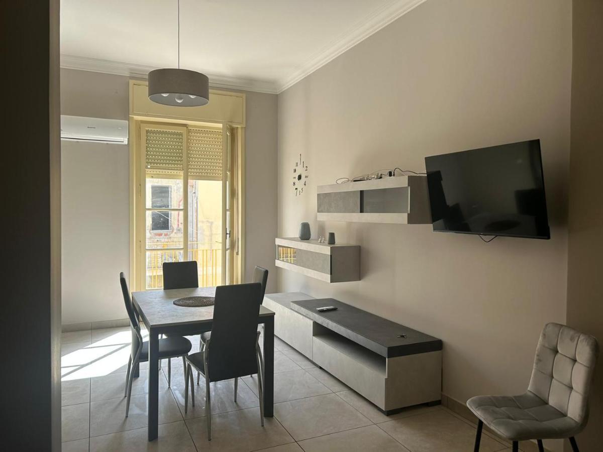 Dimora Sant'Agata Apartment คาตาเนีย ภายนอก รูปภาพ